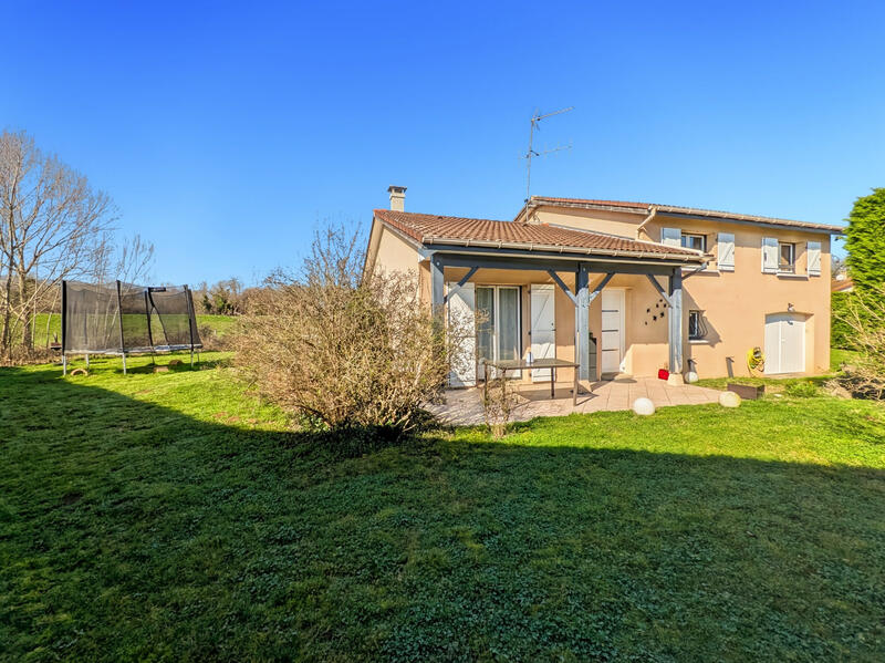 Maison - 108 m² - 5 pièces