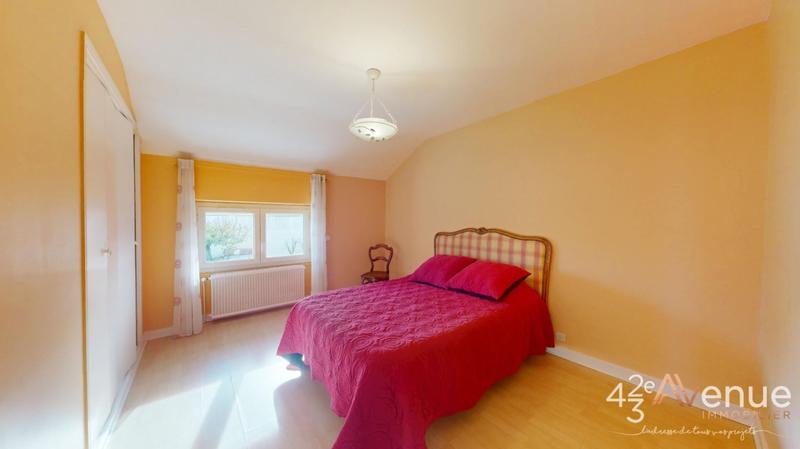 Maison - 186 m² - 8 pièces