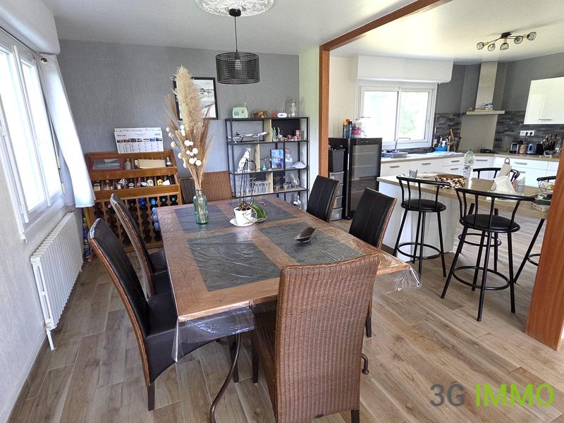 Maison - 135 m² - 6 pièces