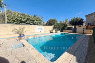 Maison - 284 m² - 7 pièces