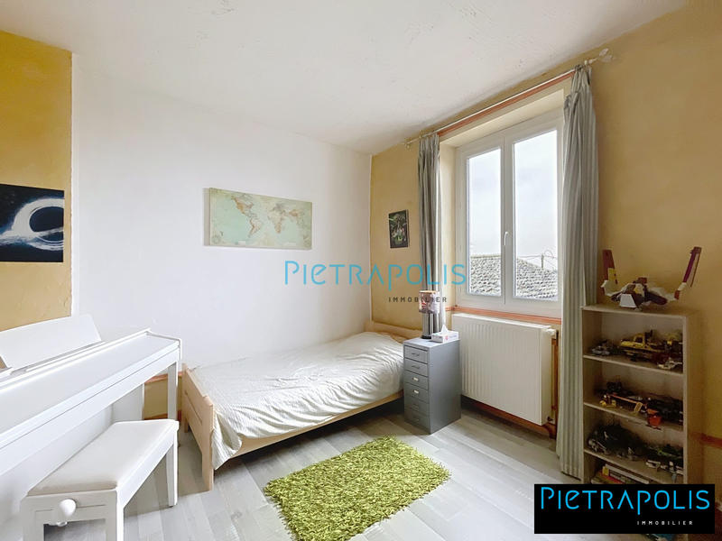 Maison ancienne - 223 m² - 8 pièces