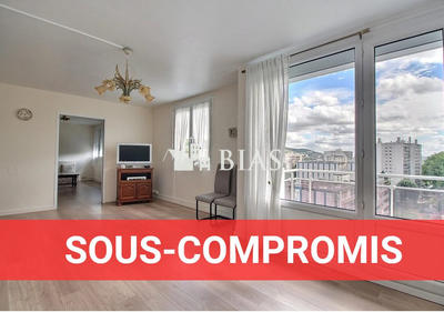 Appartement - 95 m² - 4 pièces