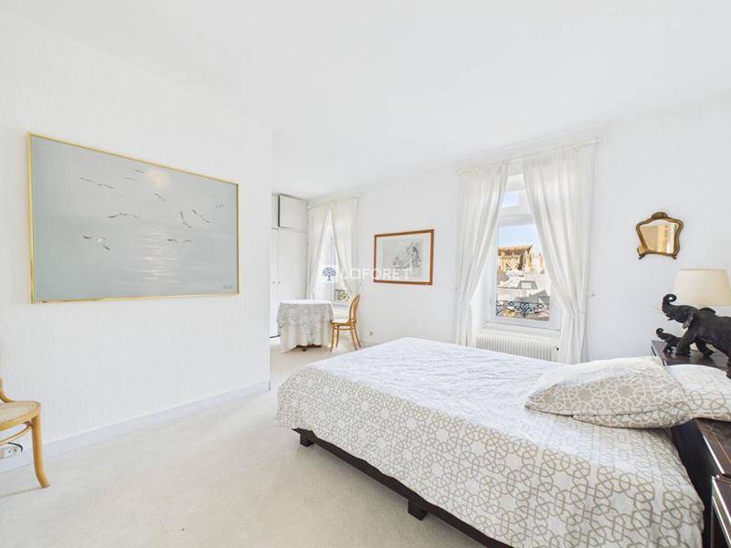 Duplex - 200 m² - 7 pièces