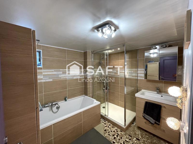 Maison - 135 m² - 4 pièces