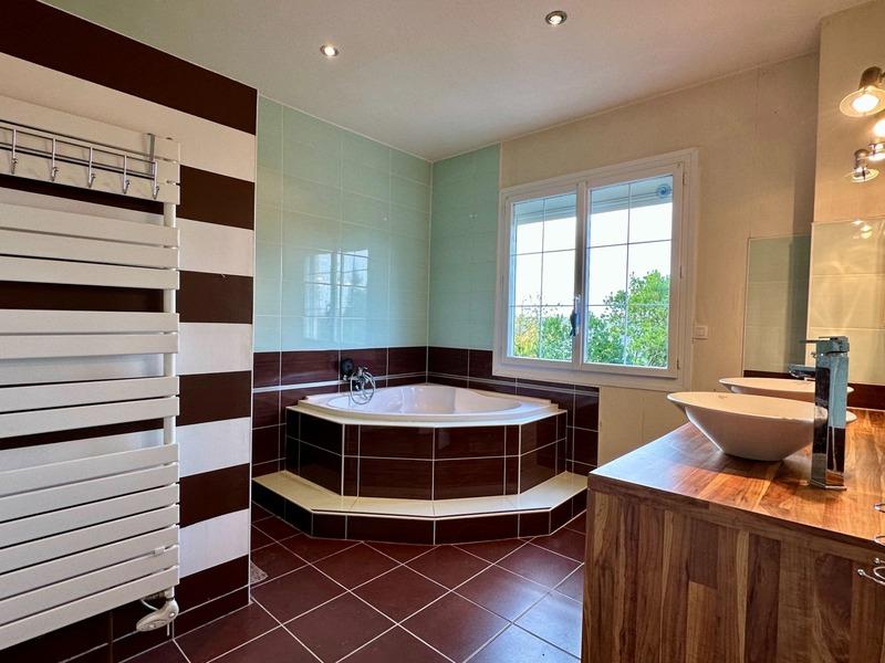 Maison - 115 m² - 6 pièces