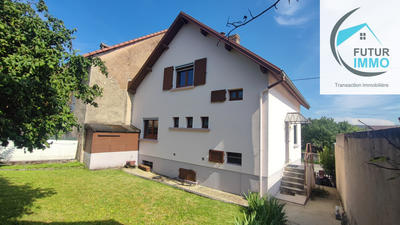 Maison - 95 m² - 5 pièces
