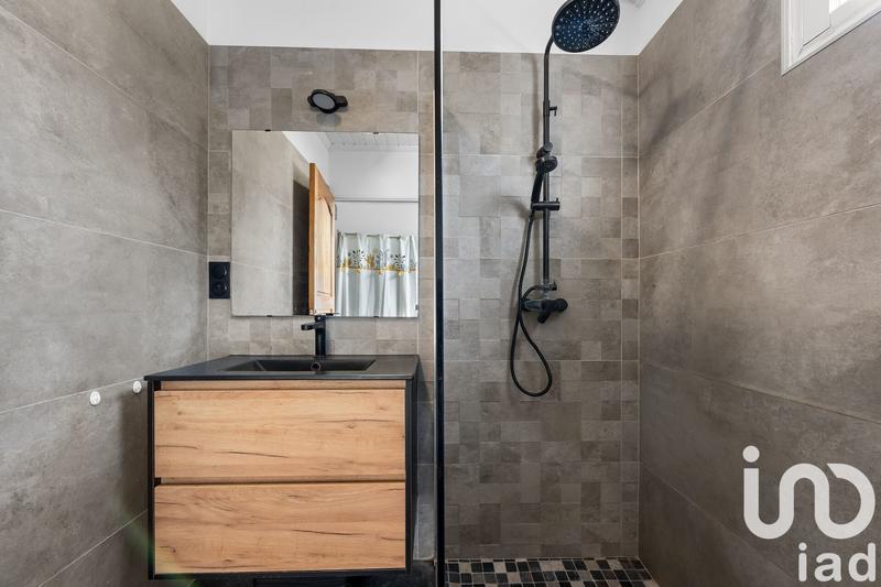 Maison - 190 m² - 7 pièces