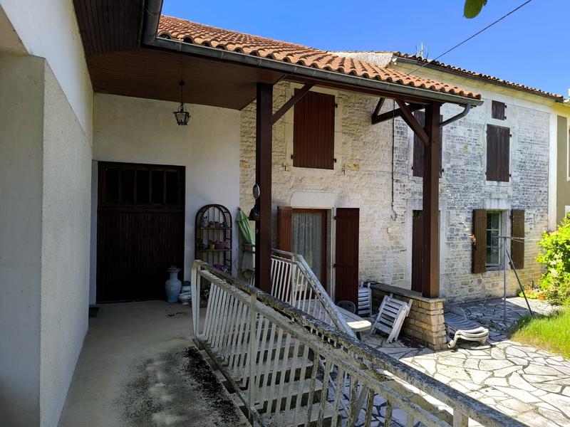 Maison - 167 m² - 7 pièces