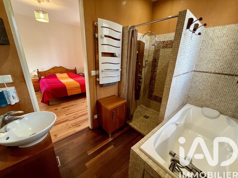 Maison - 170 m² - 7 pièces