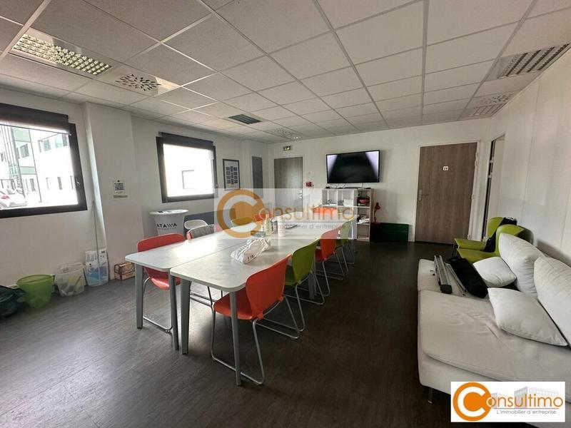 Bureau - 280 m²