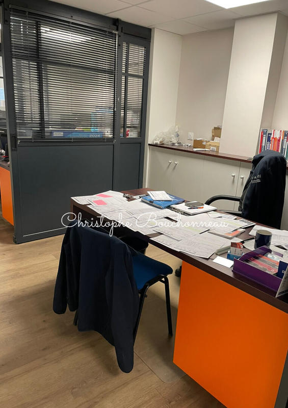 Immeuble - 85 m² - 3 pièces