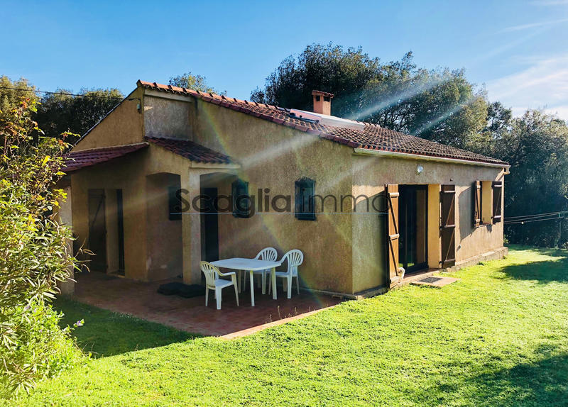 Maison - 246 m² - 9 pièces