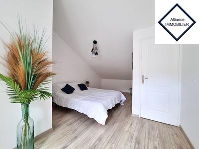 Maison - 196 m² - 7 pièces