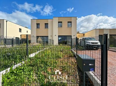 Maison - 88 m² - 4 pièces