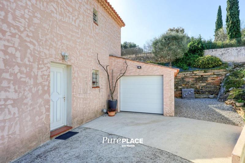 Maison - 143 m² - 5 pièces