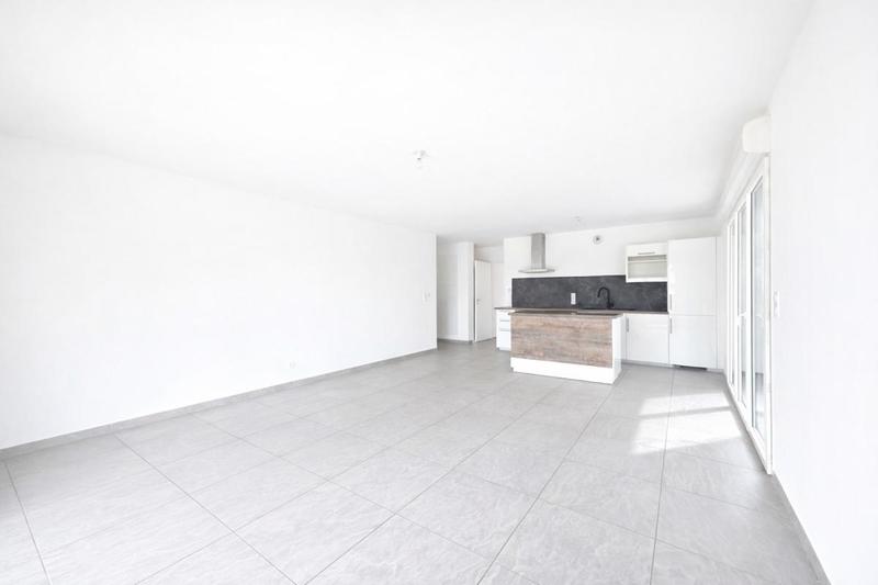 Appartement - 75 m² - 3 pièces