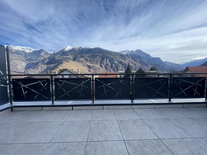 Maison contemporaine - 111 m² - 5 pièces