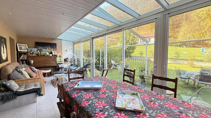 Appartement - 108 m² - 4 pièces