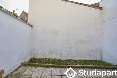 Chambre - 9 m² - 1 pièce