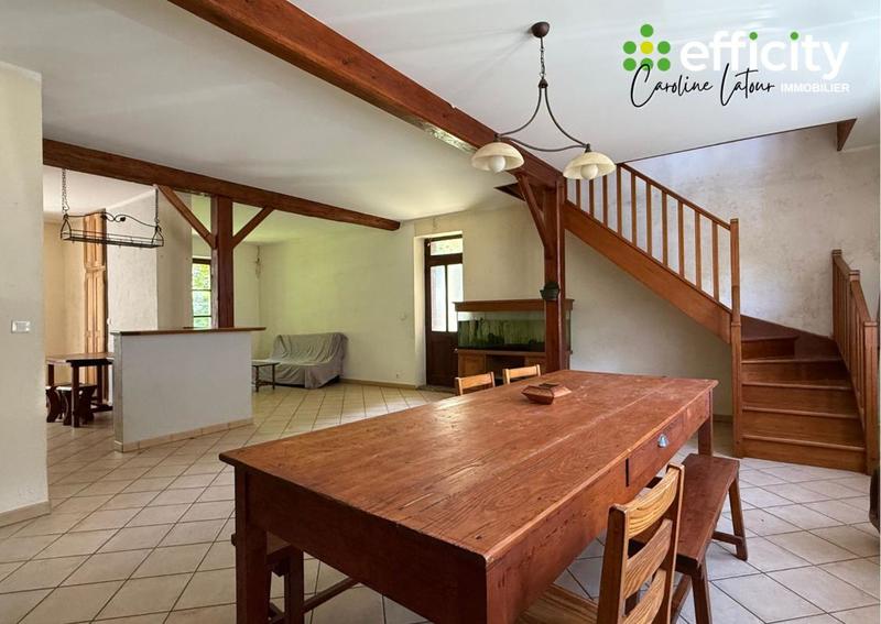 Maison - 194 m² - 6 pièces