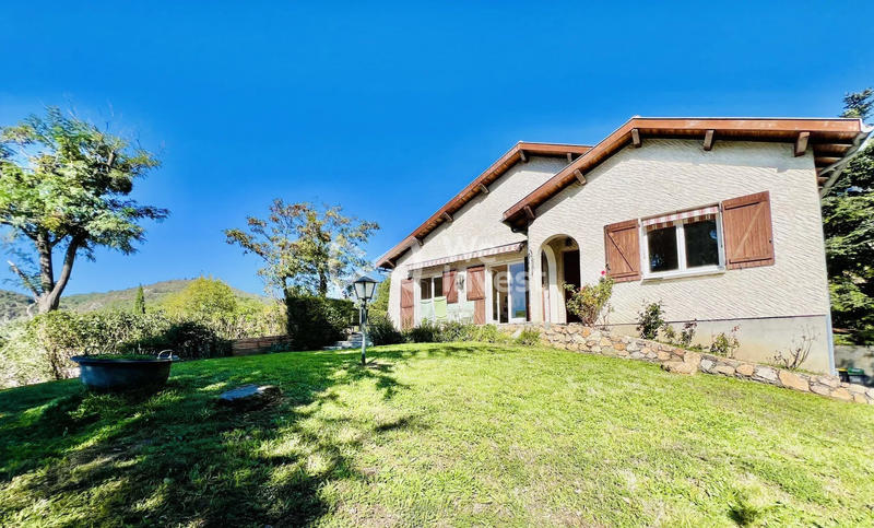 Maison - 110 m² - 5 pièces