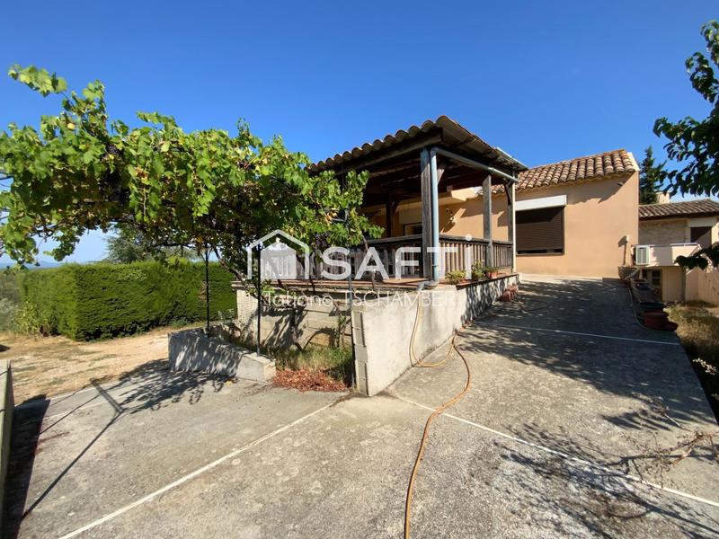 Maison - 327 m² - 9 pièces