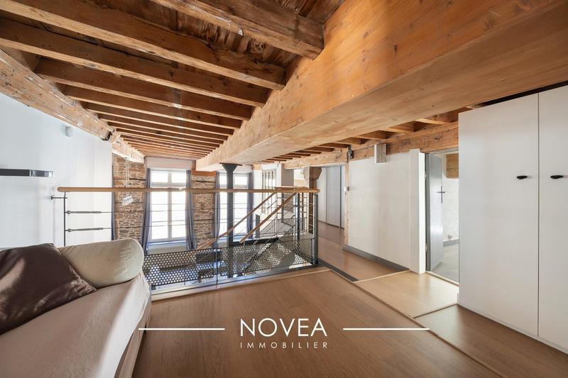 Appartement - 131 m² - 6 pièces