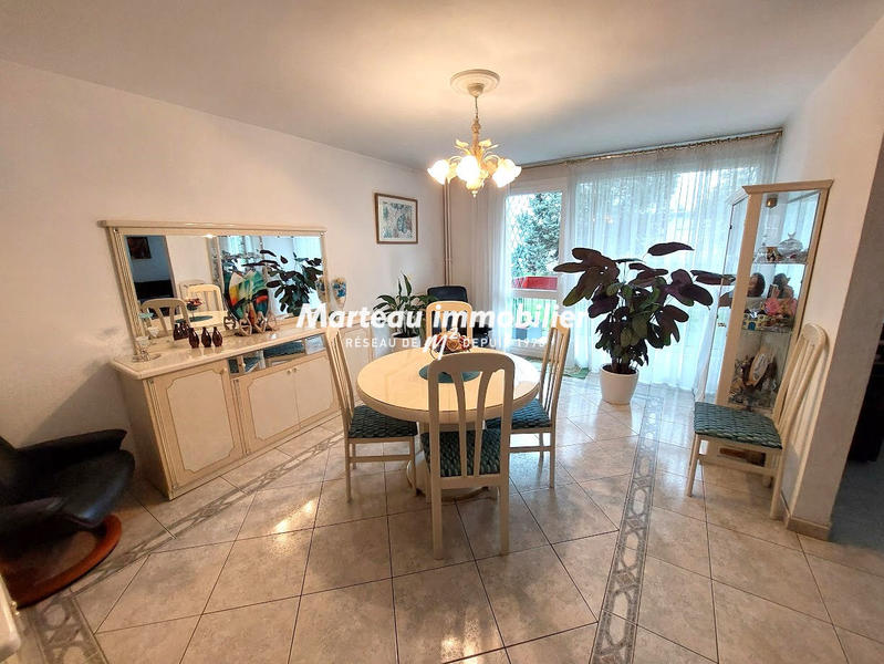 Appartement - 82 m² - 3 pièces