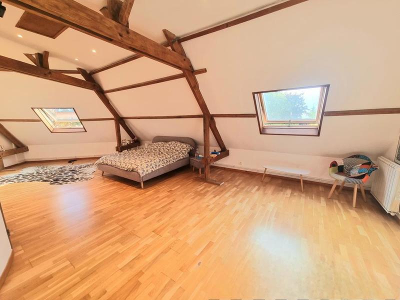 Demeure - 187 m² - 7 pièces