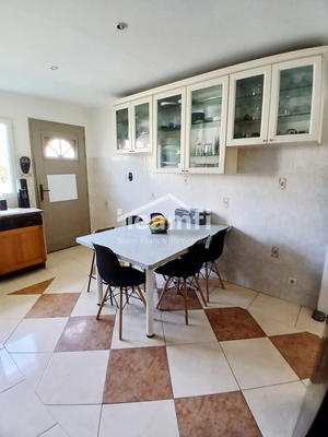 Maison traditionnelle - 160 m² - 6 pièces