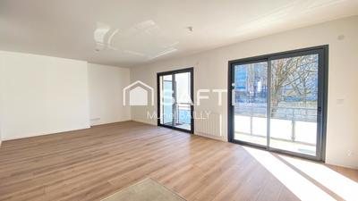 Appartement - 93 m² - 4 pièces