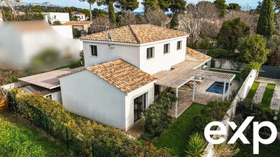 Maison - 138 m² - 6 pièces