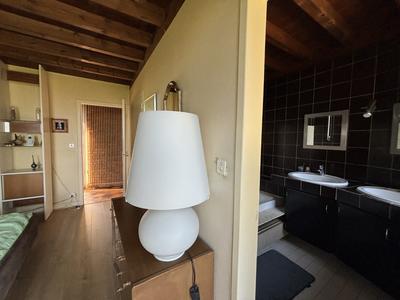 Maison - 168 m² - 9 pièces