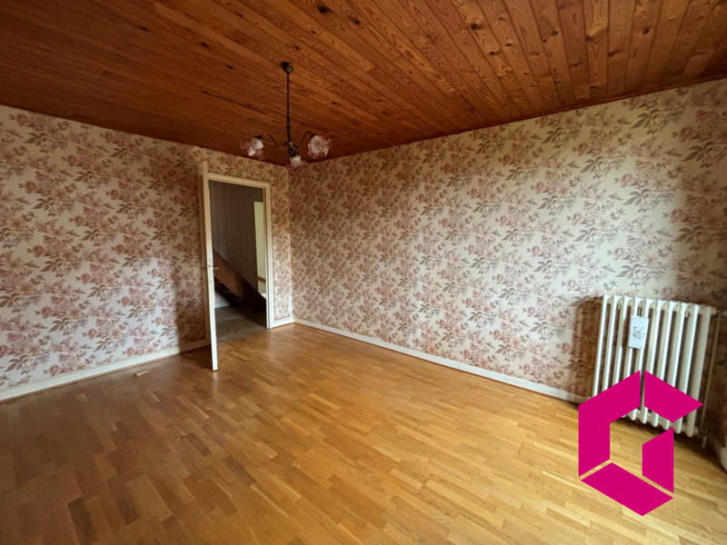 Maison - 170 m² - 10 pièces