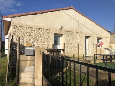 Maison en pierre - 76 m² - 3 pièces