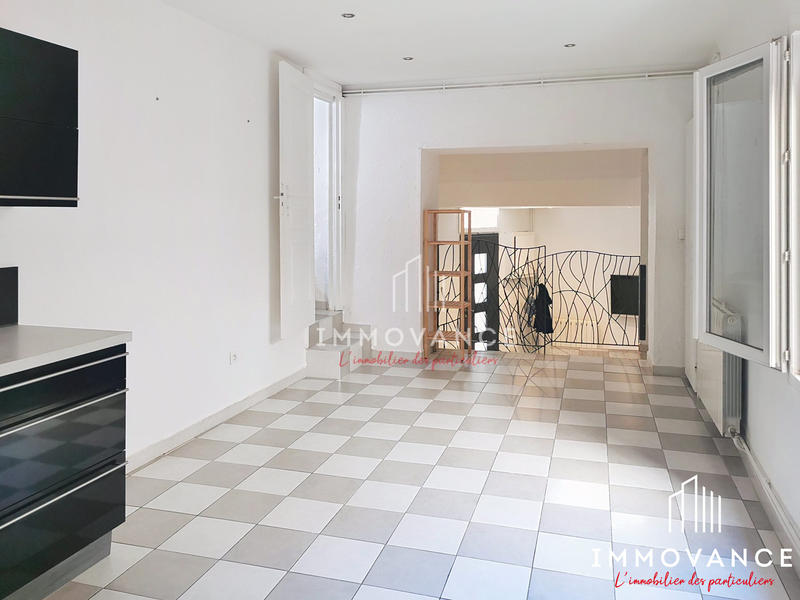 Maison - 90 m² - 5 pièces