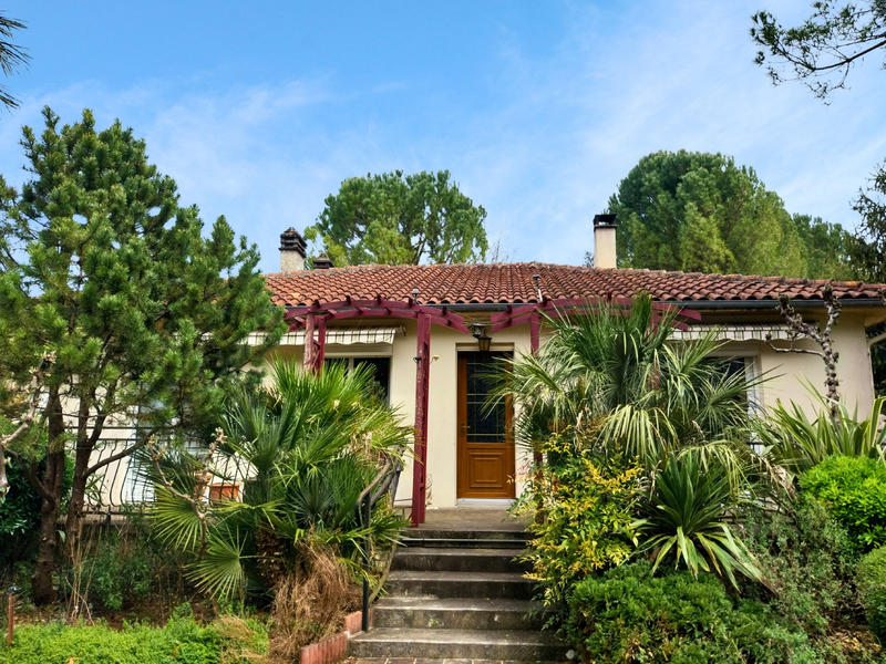 Maison - 92 m² - 4 pièces