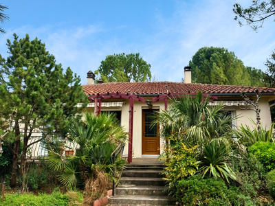 Maison - 92 m² - 4 pièces