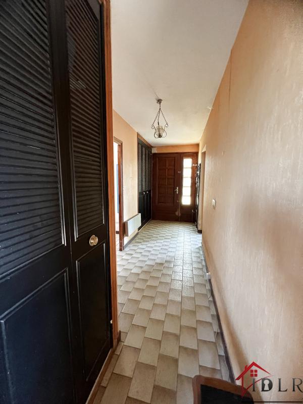 Propriété - 230 m² - 7 pièces