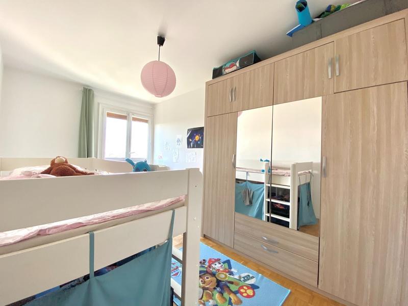 Appartement - 85 m² - 4 pièces