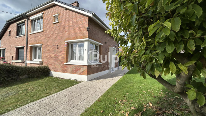 Maison - 74 m² - 5 pièces