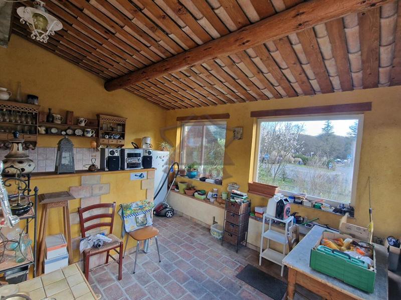 Maison - 197 m² - 8 pièces