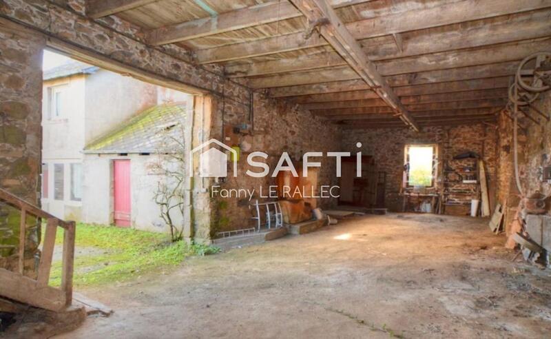 Maison - 180 m² - 8 pièces