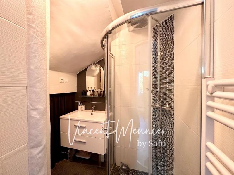 Maison - 140 m² - 7 pièces