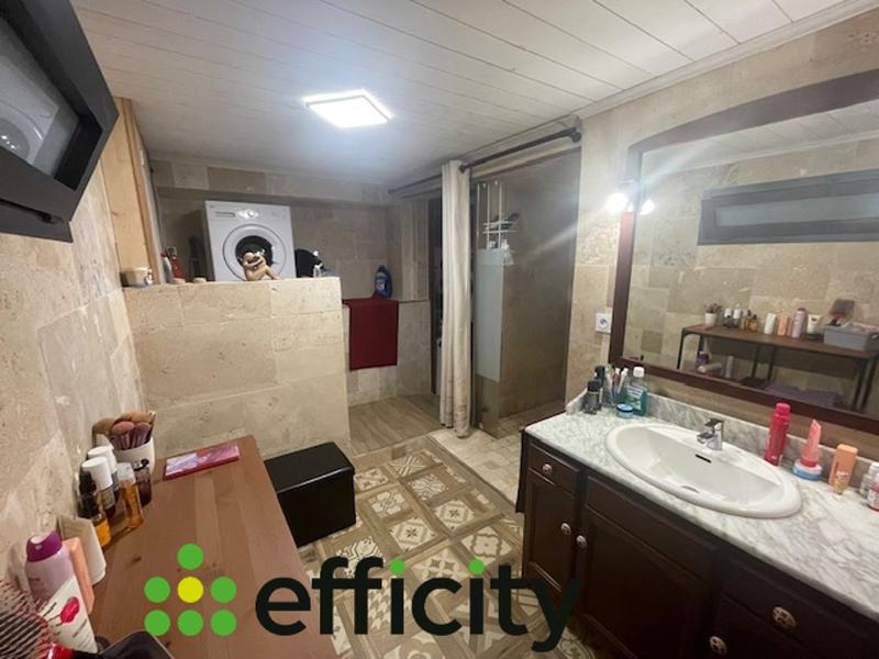 Maison - 263 m² - 8 pièces