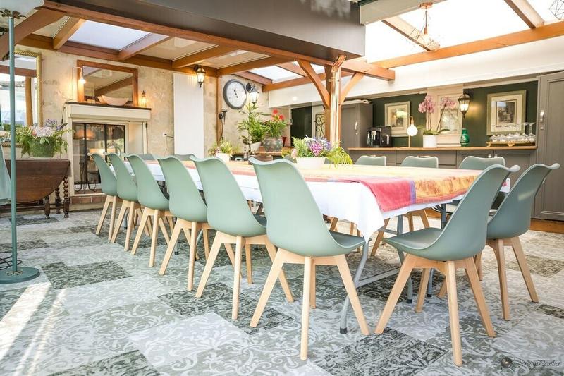 Maison - 214 m² - 6 pièces