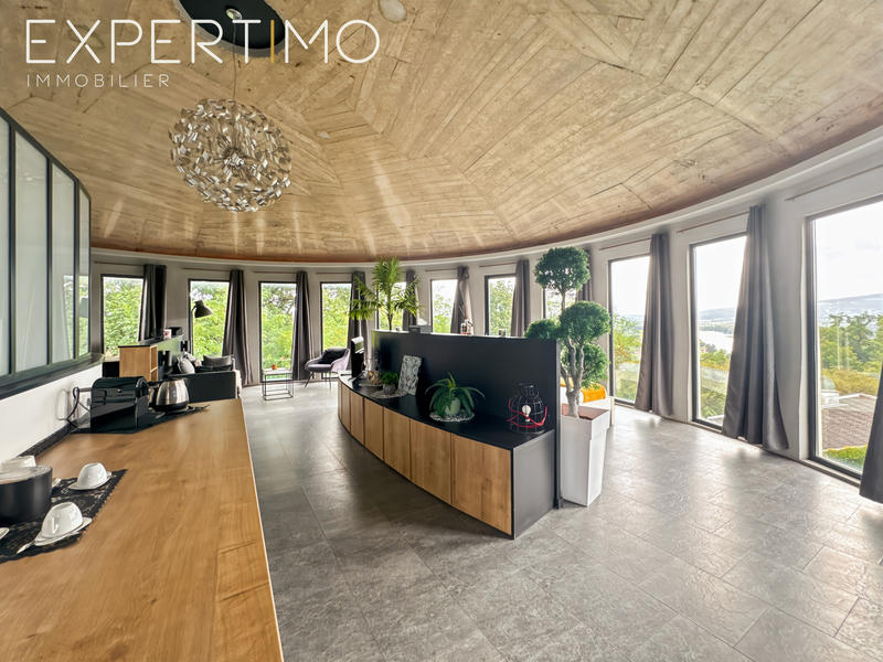 Immeuble - 180 m² - 5 pièces