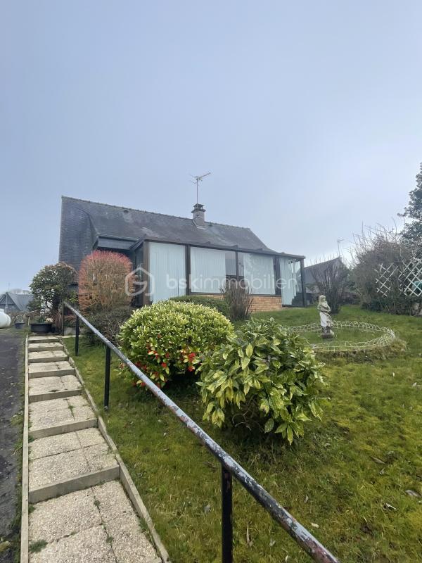 Maison traditionnelle - 98 m² - 5 pièces