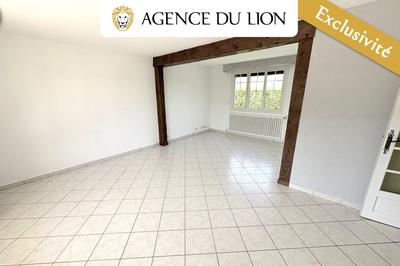 Maison - 92 m² - 6 pièces