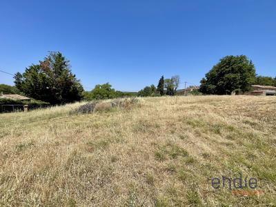 Terrain constructible - 1 730 m²
